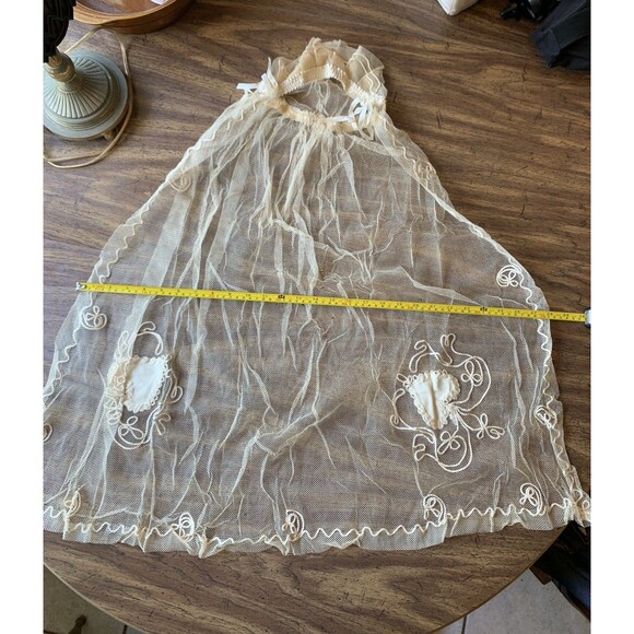 1942 Vintage First Communion Dress, 3 pieces,  Satin, Lace, Veil, Fair Condition - Picture 14 of 16